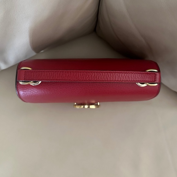 Authentic Gucci Interlocking G Bag - Picture 8 of 16